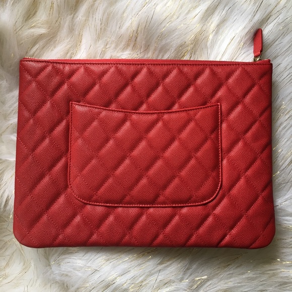 ❌SOLD❌ Authentic BNIB CHANEL 19B medium O-case - Picture 2 of 2